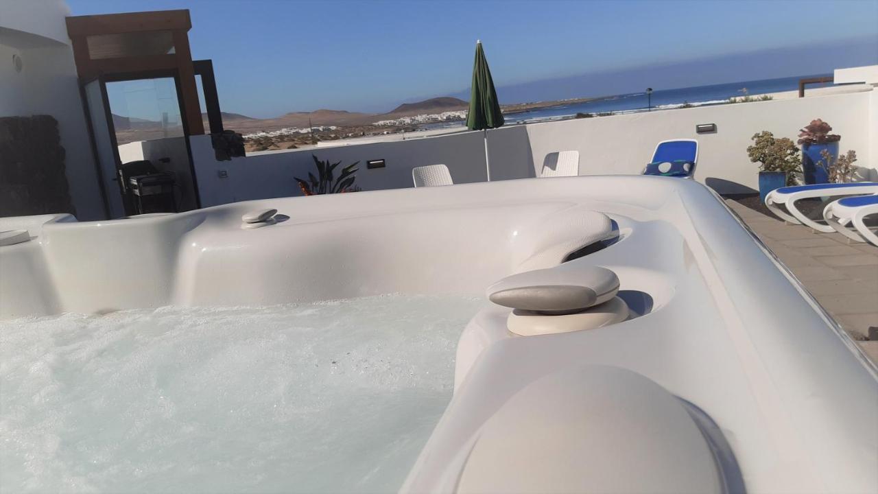Villa La Belle Vie à Famara Extérieur photo
